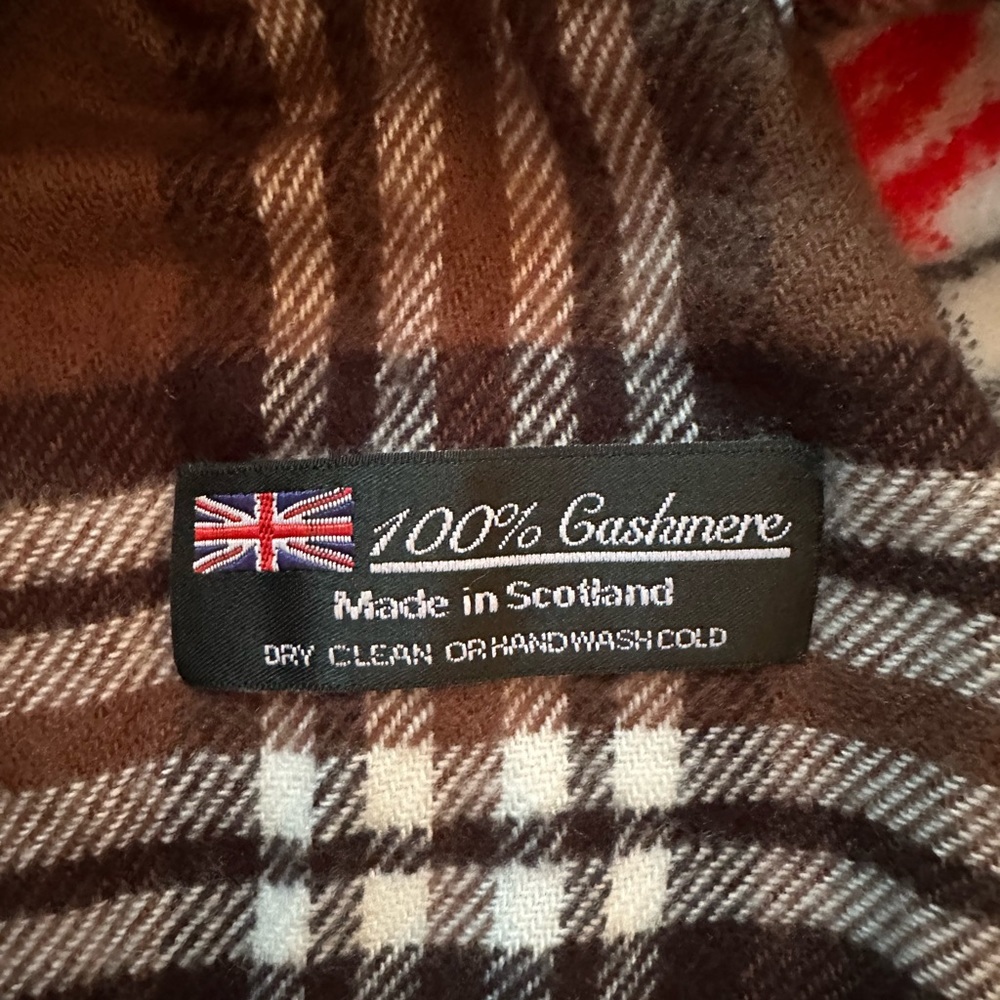 Cashmere Scarf - Picture 3 of 3